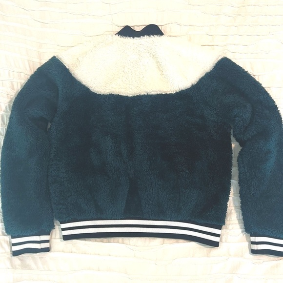 Nike Sherpa jacket in green with white and black trim size M - Picture 4 of 5